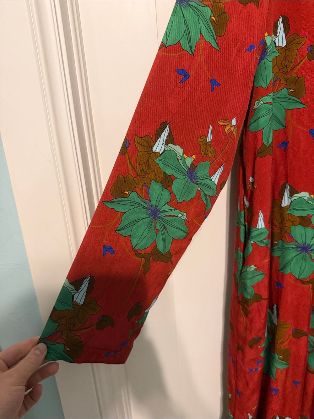 Wu’Side Red Floral Fully Lined Kimono - Picture 6 of 6